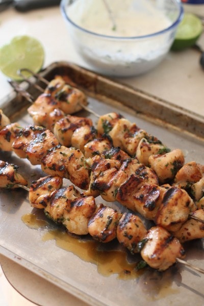 chipotle chicken kabobs with cilantro dipping sauce